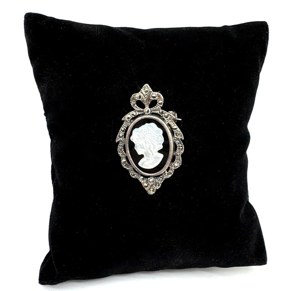 Vintage Sterling Silver Marcasite Cameo Brooch Pendant with Black Onyx and MOP